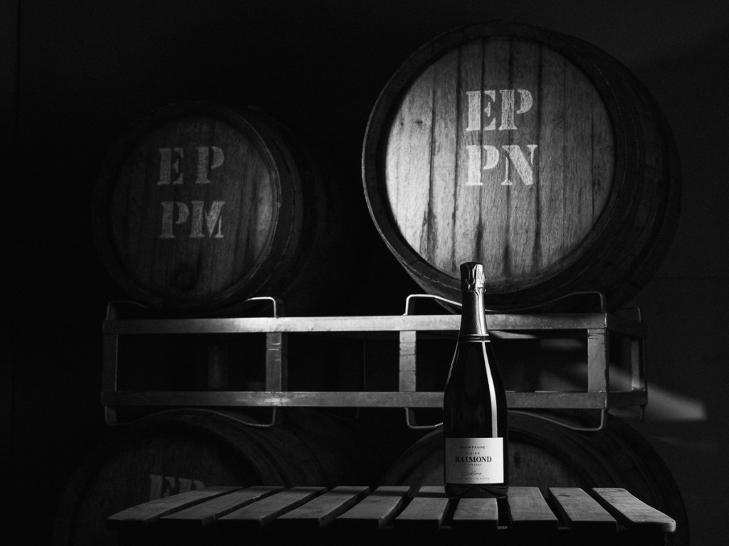 cave-champagne-bouteille-fut-tonneau